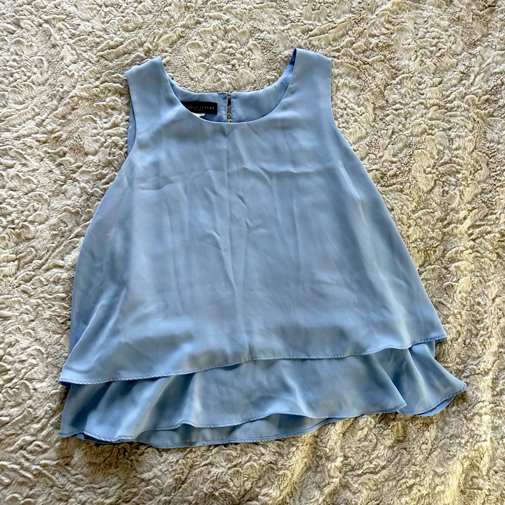 Baby blue top